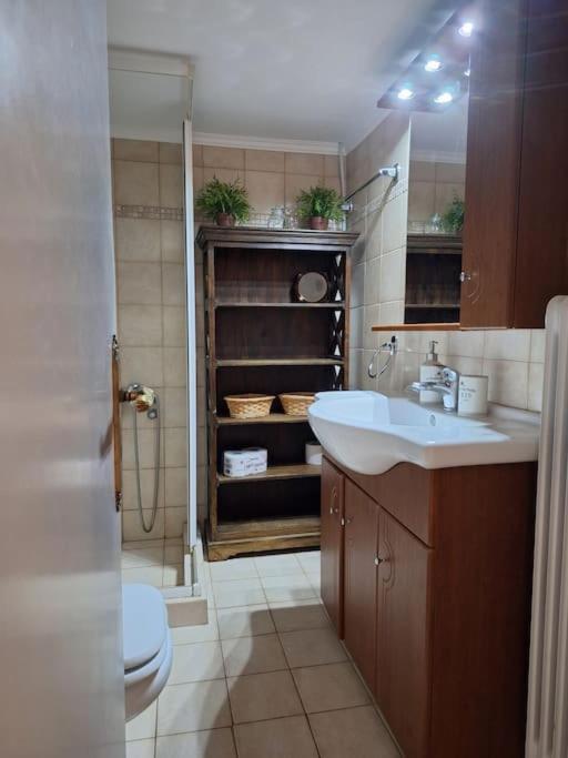 אתונה Carlito"S Apartment 1 Next To Metro Station מראה חיצוני תמונה
